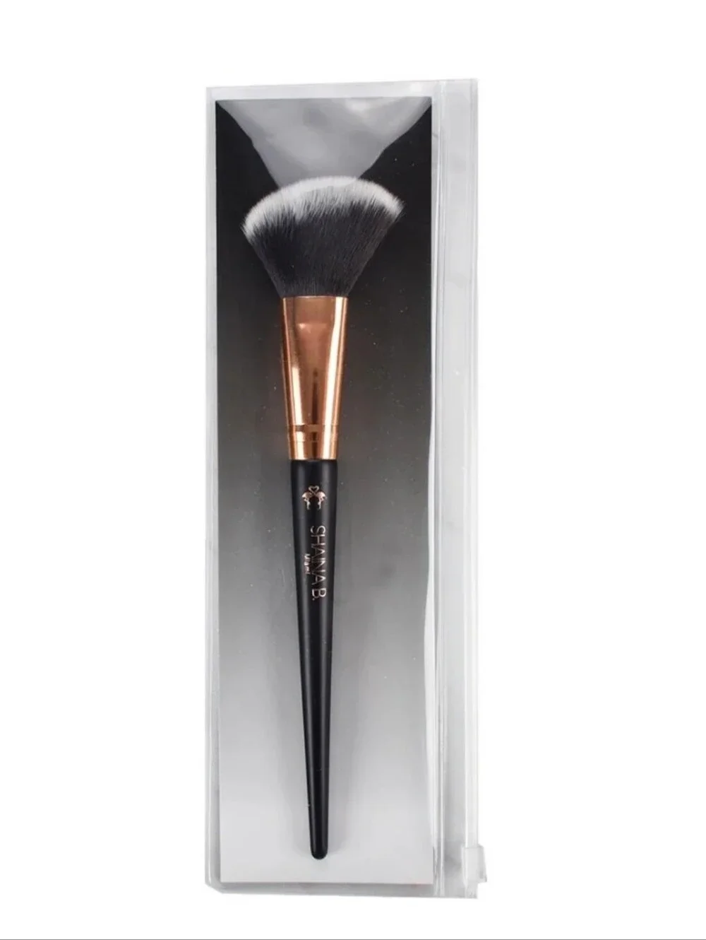Shania B Miami Contour Brush The Seamless Sculptress NEW